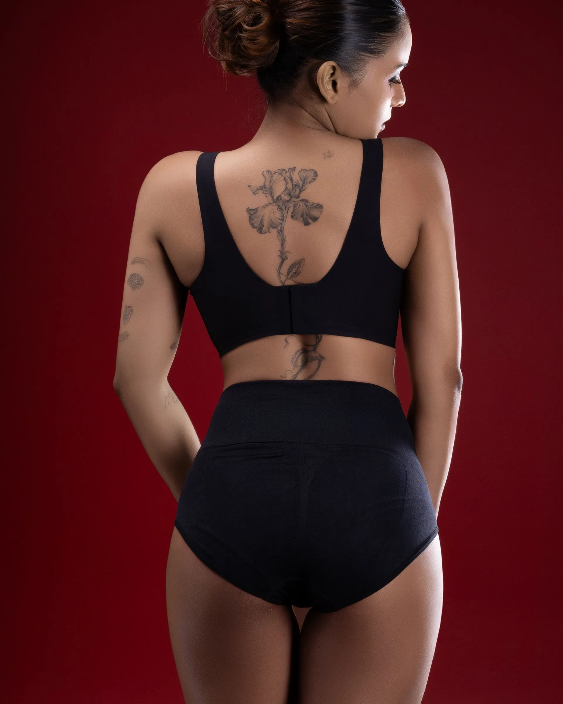 Seamless High-Waist Shaping Brief - Image 3