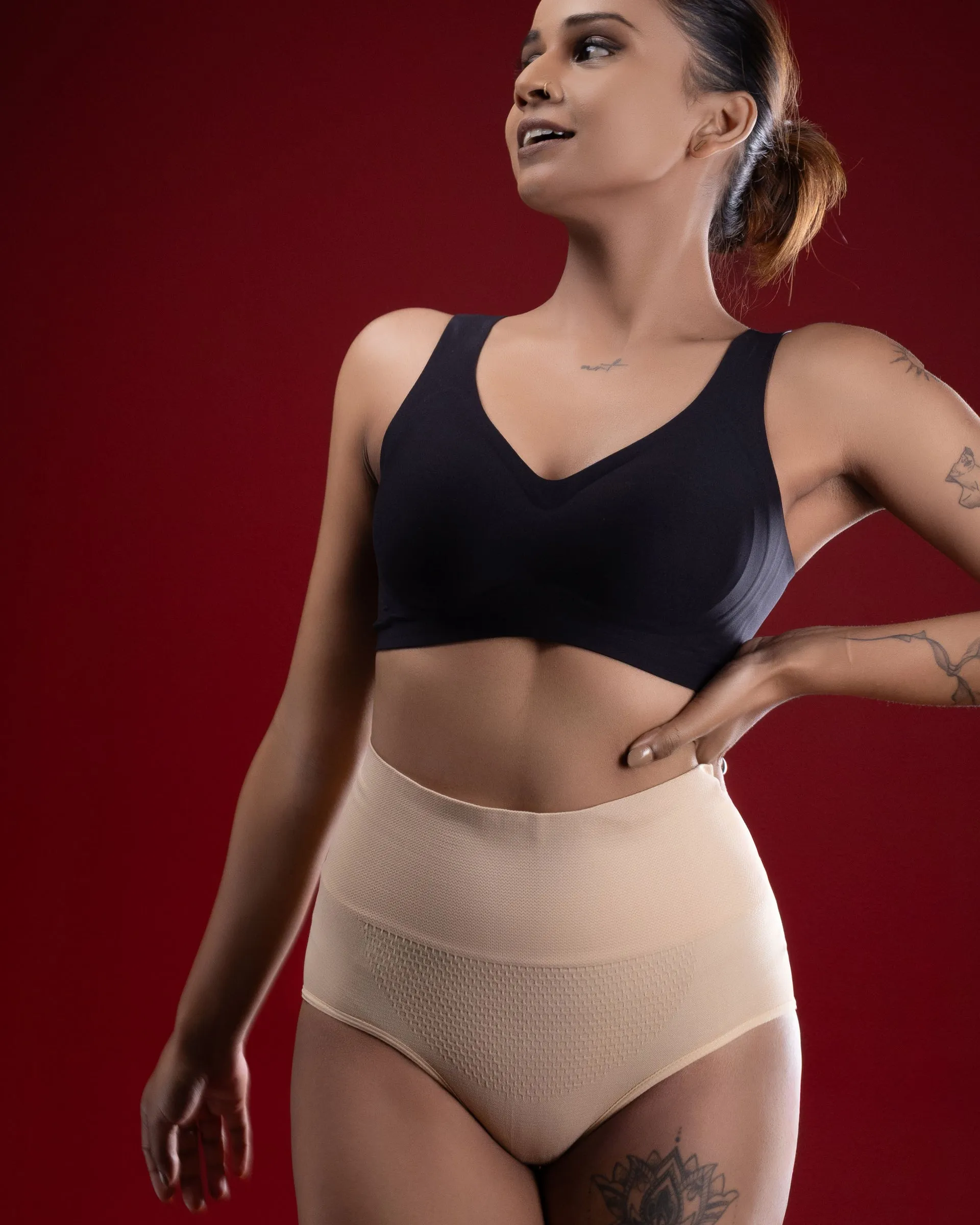 Seamless High-Waist Shaping Brief - Image 4