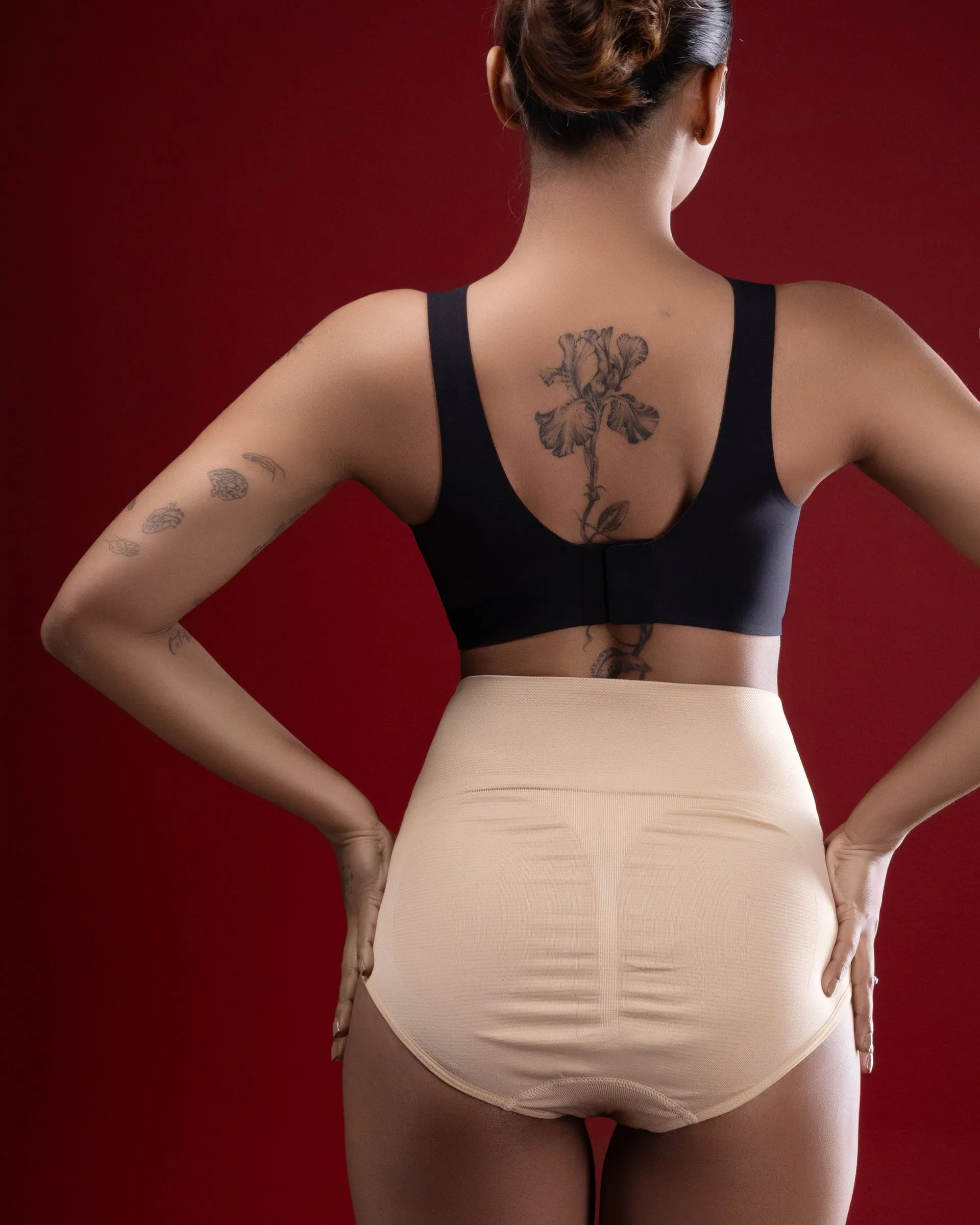 Seamless High-Waist Shaping Brief - Image 2