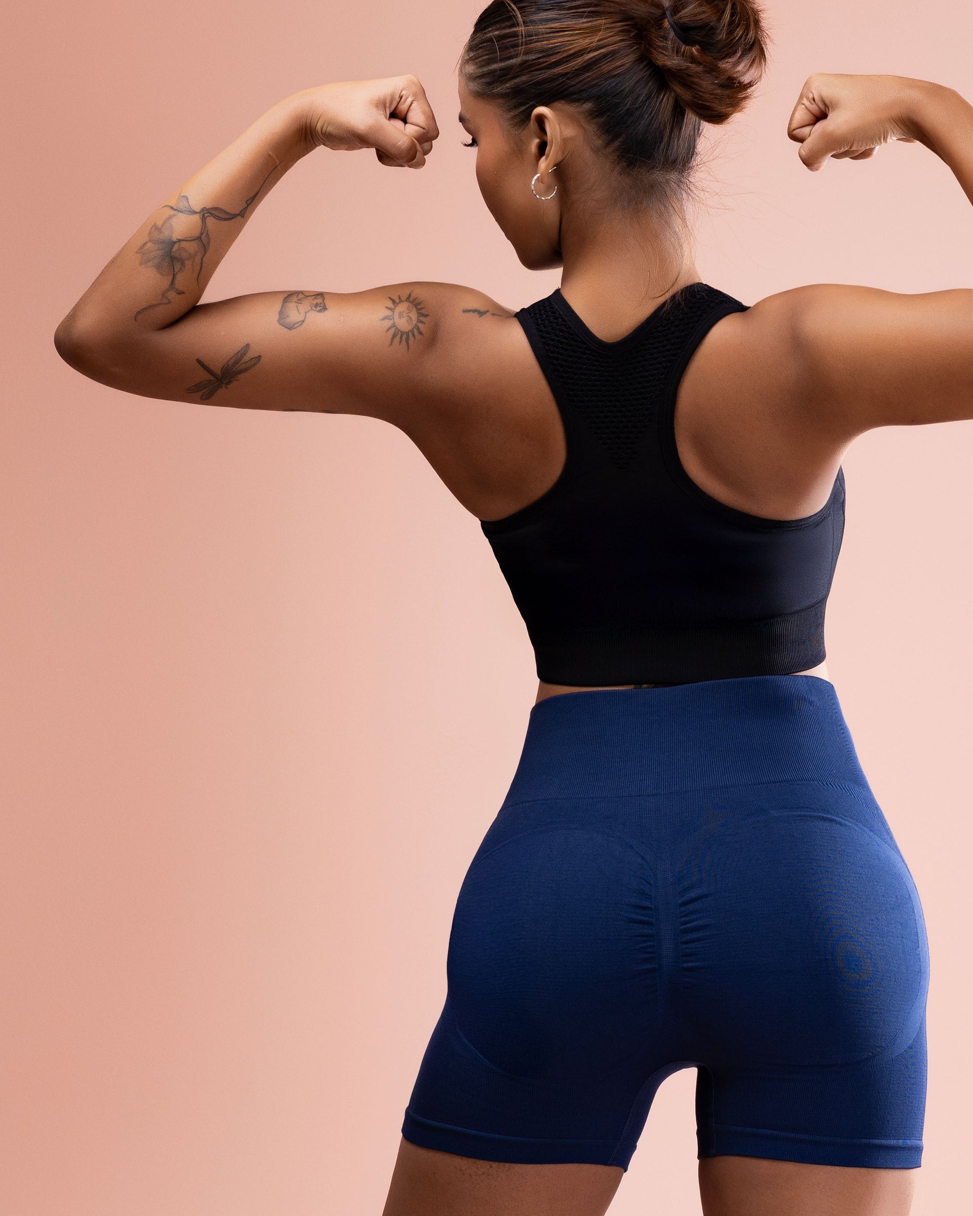 Gali's High-Waist Scrunch Yoga Shorts - Tummy Control - Image 2
